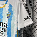 Camisa do Málaga I 24/25 - Branca e azul