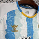 Camisa do Málaga I 24/25 - Branca e azul